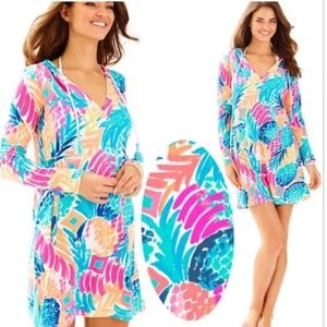 Lilly Pulitzer hooded swim SPF 50 cover-up size XXS